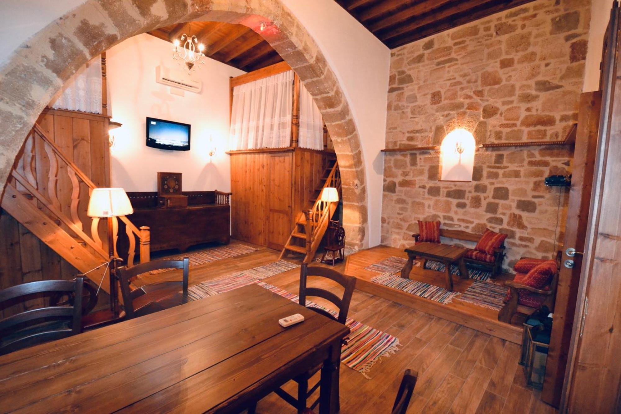 Villa Patitiri Traditional House With Hot Tub Archangelos  Exterior photo