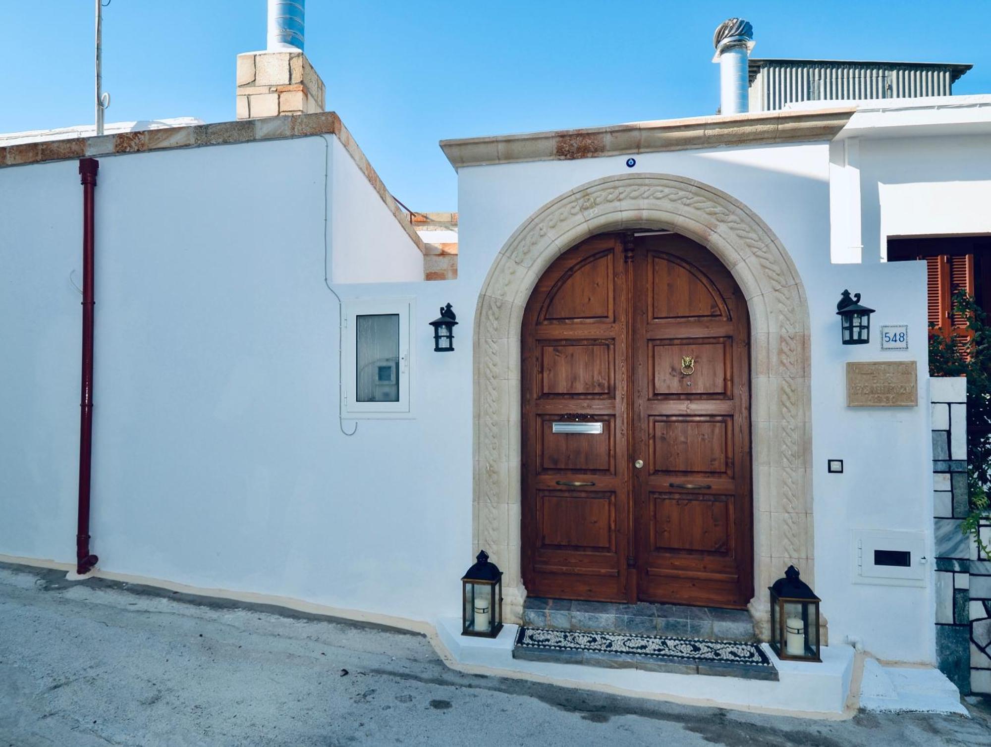 Villa Patitiri Traditional House With Hot Tub Archangelos  Exterior photo