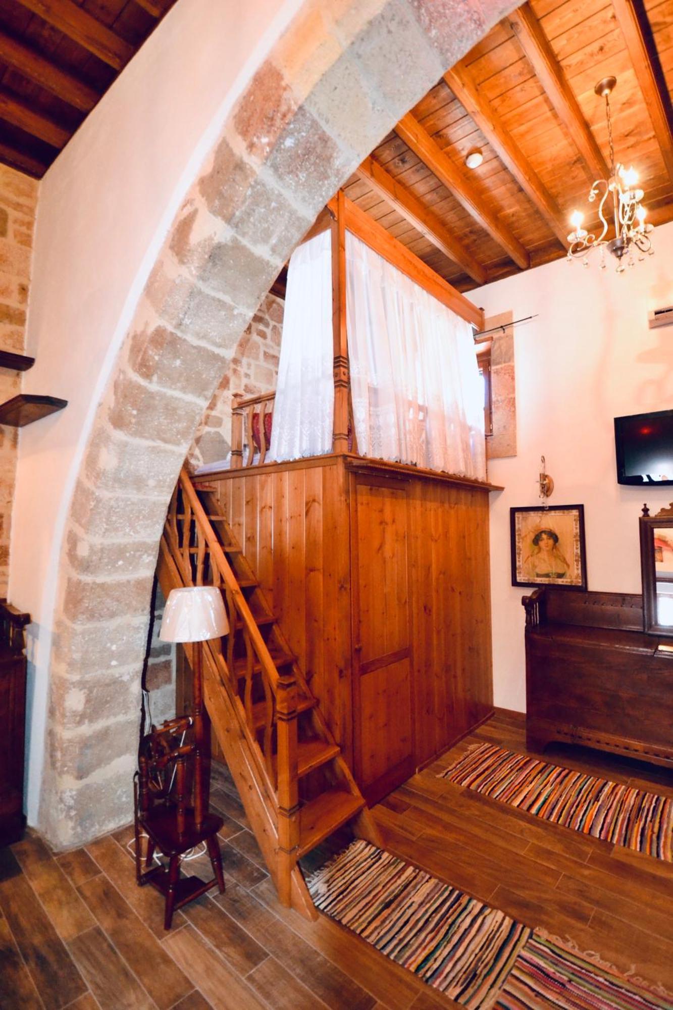 Villa Patitiri Traditional House With Hot Tub Archangelos  Exterior photo