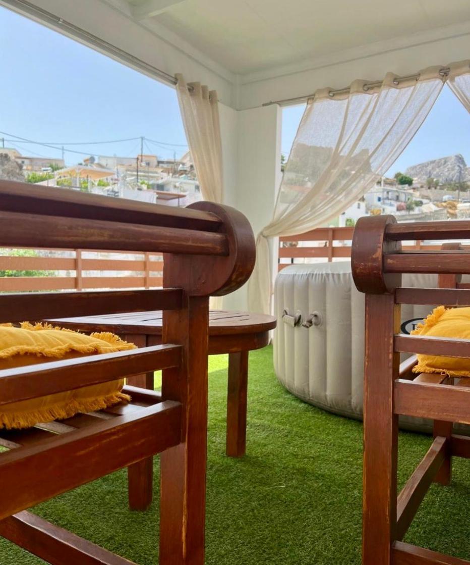 Villa Patitiri Traditional House With Hot Tub Archangelos  Exterior photo